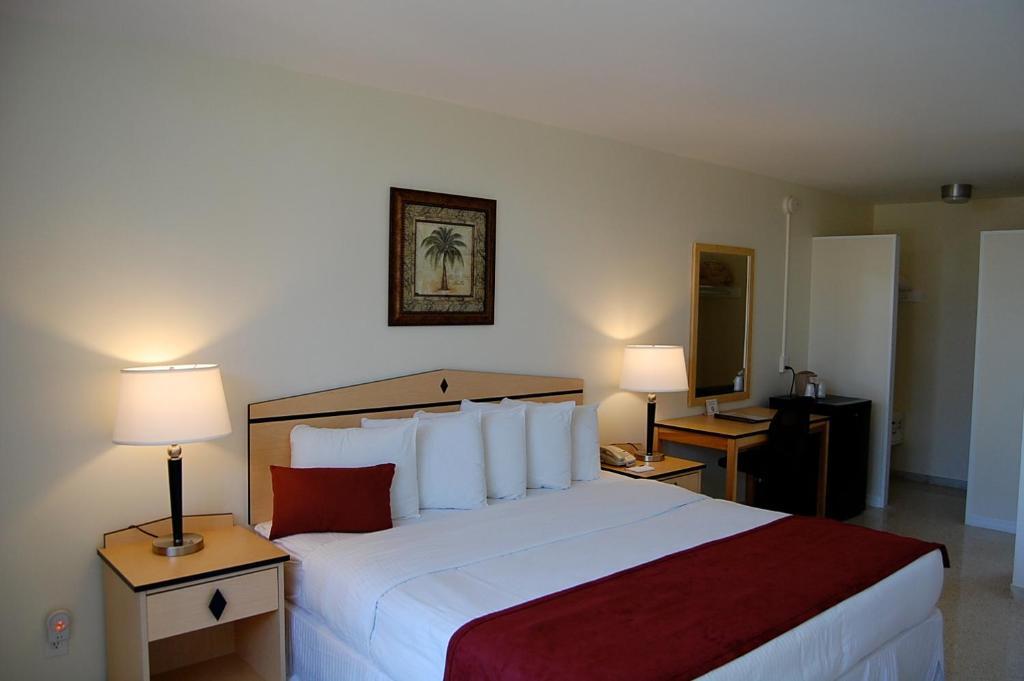 Alcazar Resort- Gay Mens Resort Fort Lauderdale Quarto foto