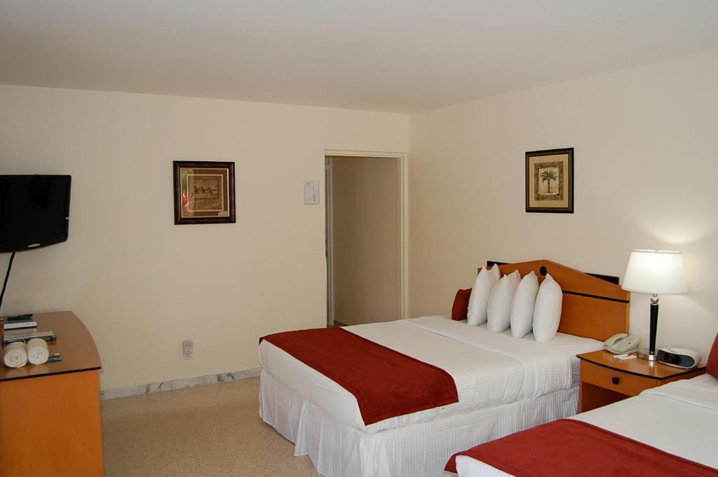 Alcazar Resort- Gay Mens Resort Fort Lauderdale Quarto foto