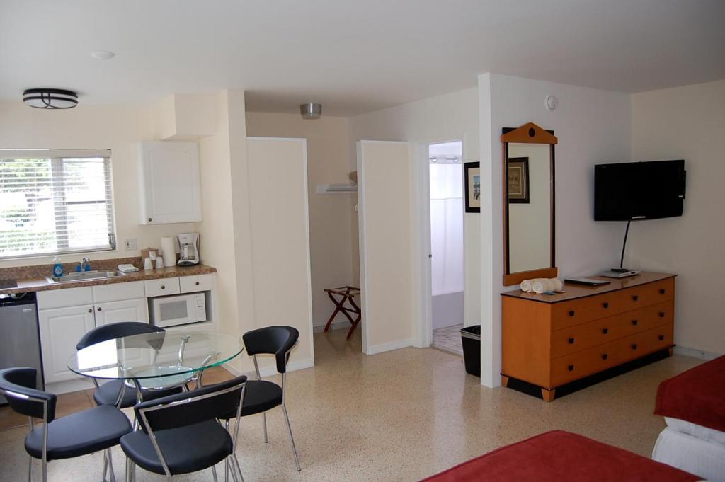 Alcazar Resort- Gay Mens Resort Fort Lauderdale Quarto foto
